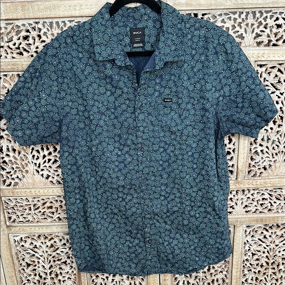 RVCA Men's Blue Floral Shirt